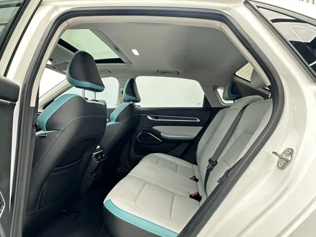 Geely Emgrand — Фото автомобиля 5