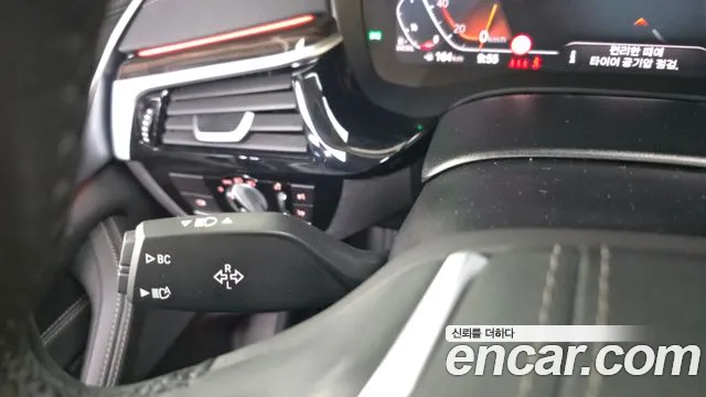 BMW 5-Series 5 серия (G30) 523d Luxury — Фото автомобиля 8