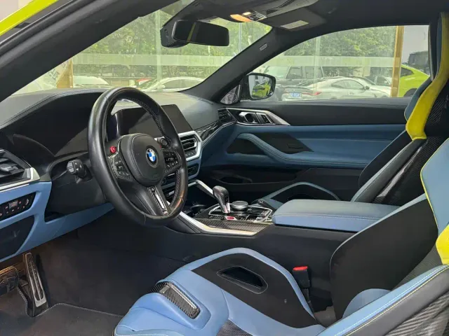 BMW M4 — Фото автомобиля 8