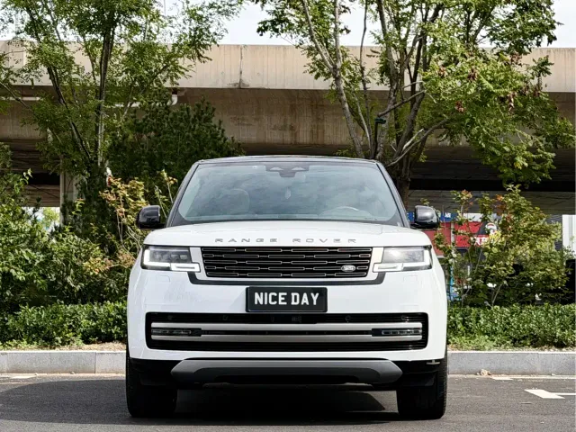 Land Rover Range Rover — Фото автомобиля 2