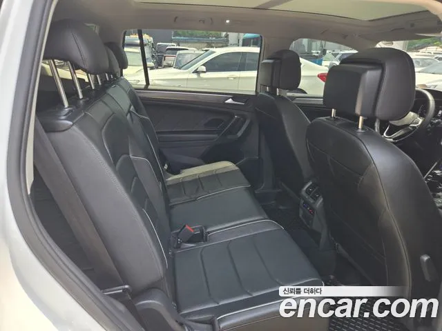 Volkswagen Tiguan — Фото автомобиля 14
