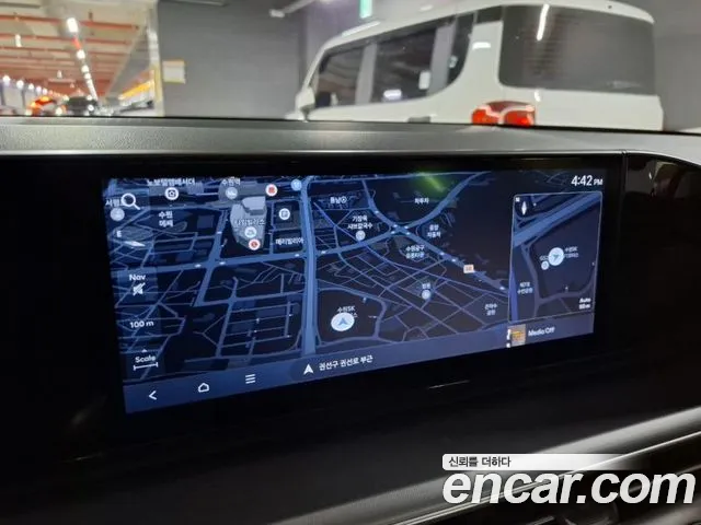Hyundai Grandeur GN7 — Фото автомобиля 9