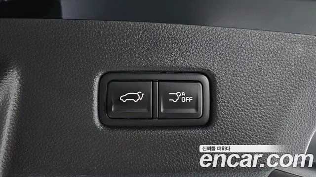 Kia Carnival Generation 4 — Фото автомобиля 20