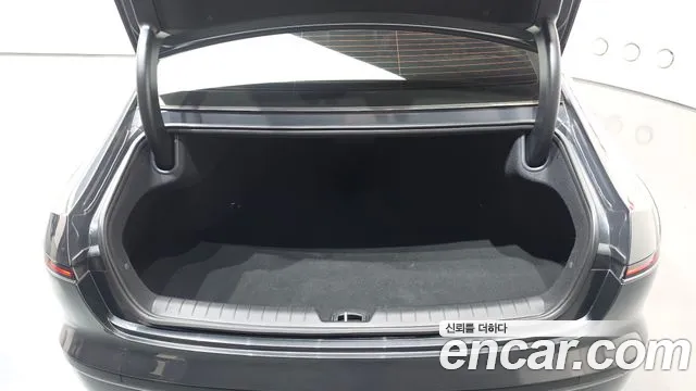 Hyundai Grandeur GN7 — Фото автомобиля 23