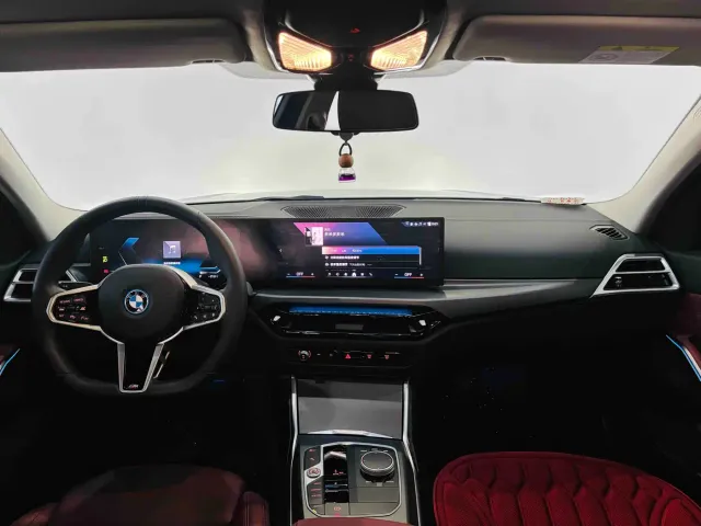 BMW i3 — Фото автомобиля 21