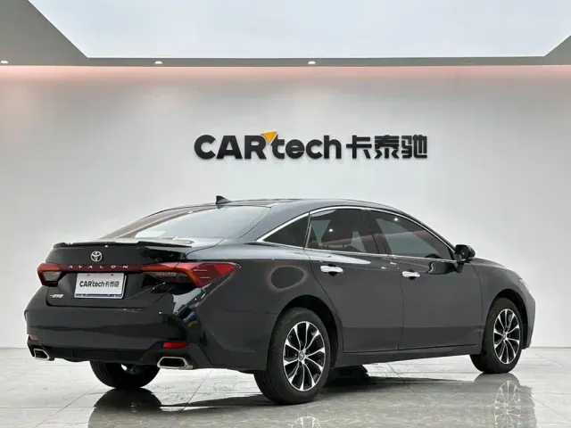 Toyota Avalon — Фото автомобиля 5