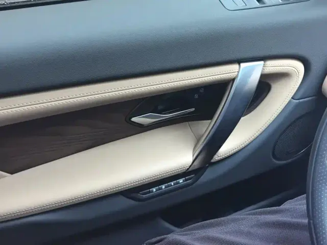 Land Rover Discovery Sport — Фото автомобиля 7