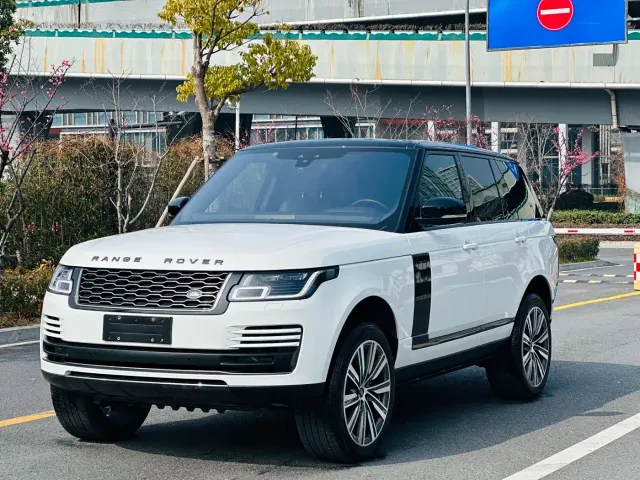 Фотография автомобиля — Land Rover Range Rover