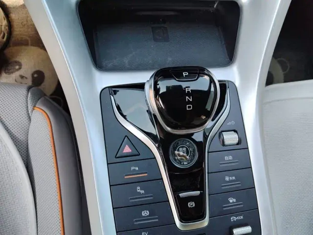 BYD Song Pro — Фото автомобиля 6