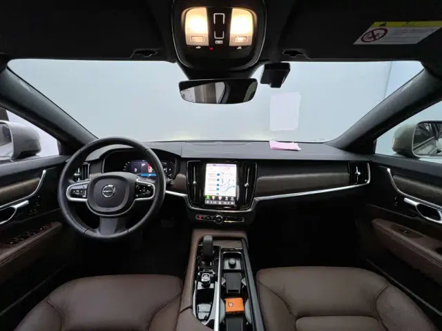 Volvo V90 — Фото автомобиля 14
