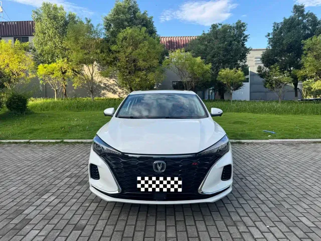 Changan Eado — Фото автомобиля 2