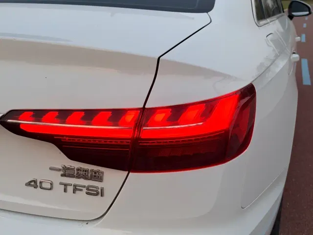 Audi A4L — Фото автомобиля 23