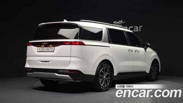 Kia Carnival 4th Gen — Фото автомобиля 2