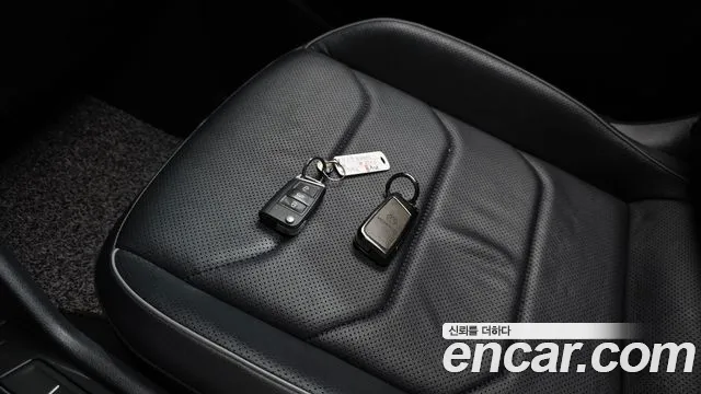 Volkswagen Tiguan — Фото автомобиля 8