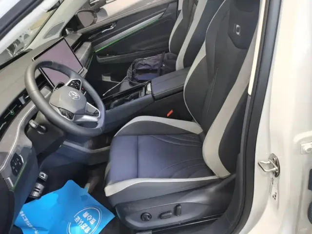 Volkswagen ID.7 Vizzion — Фото автомобиля 14