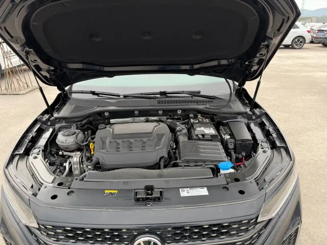 Volkswagen Passat — Фото автомобиля 17