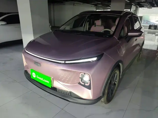 Фотография автомобиля — Geely Geometry E Firefly