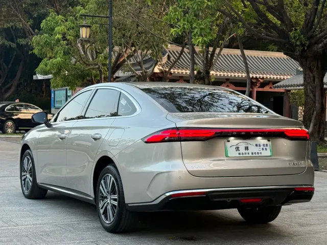 Geely Galaxy Stellar 6 — Фото автомобиля 17