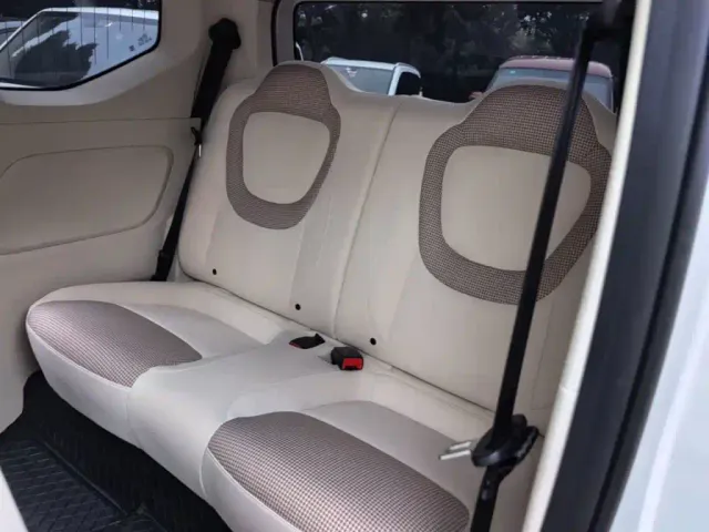 Wuling Hongguang Mini EV — Фото автомобиля 16
