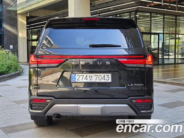 Lexus LX — Фото автомобиля 4