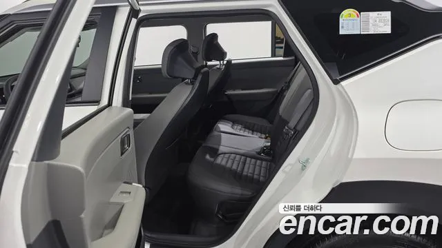 Kia Seltos Seltos 2 поколение Бензин 1.6T 2WD — Фото автомобиля 11