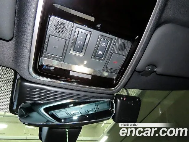 Land Rover Range Rover Velar — Фото автомобиля 20