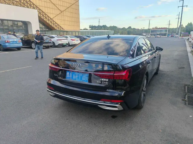 Audi Audi A6L 2024 55 TFSI quattro Exclusive Dynamic — Фото автомобиля 7