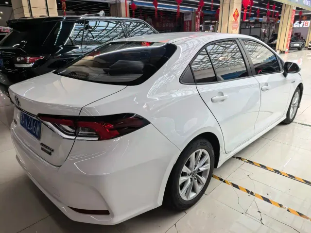 Toyota Corolla — Фото автомобиля 8