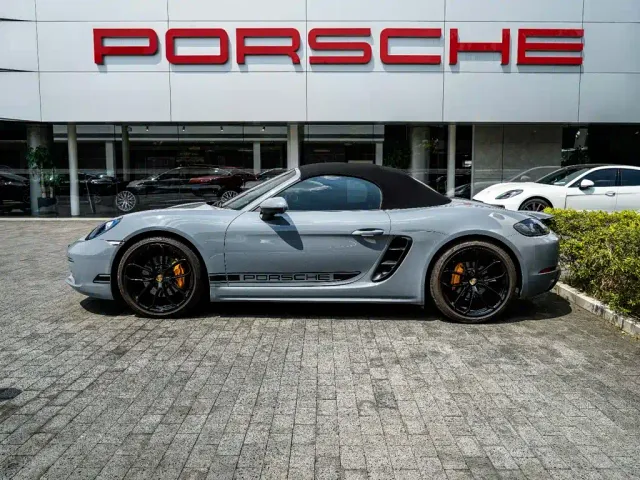 Porsche 718 — Фото автомобиля 10