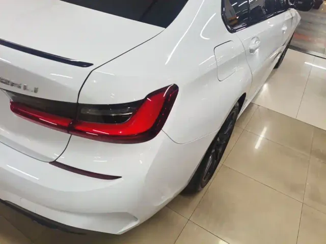 BMW 3 Series — Фото автомобиля 7