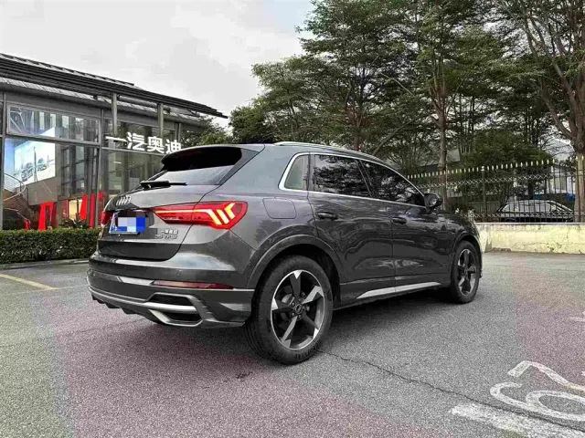 Audi Q3 — Фото автомобиля 4