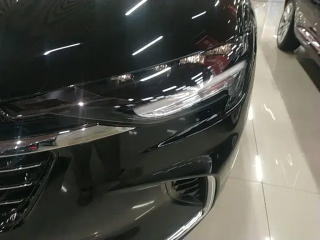 Buick Envision Plus — Фото автомобиля 23