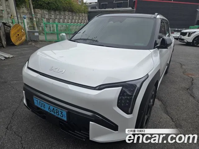 Kia EV3 — Фото автомобиля 2