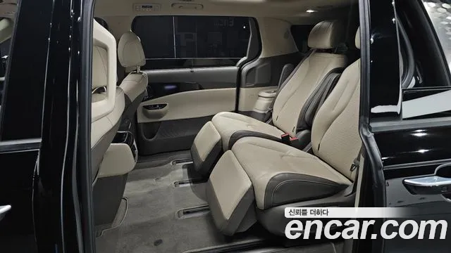 Kia Carnival 4th Gen — Фото автомобиля 18