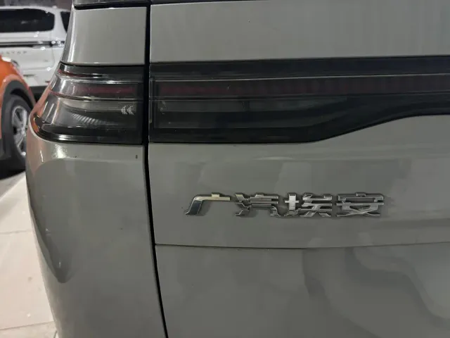 GAC Aion Y — Фото автомобиля 6