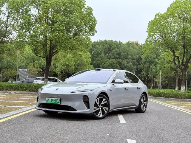 Фотография автомобиля — Nio ET5