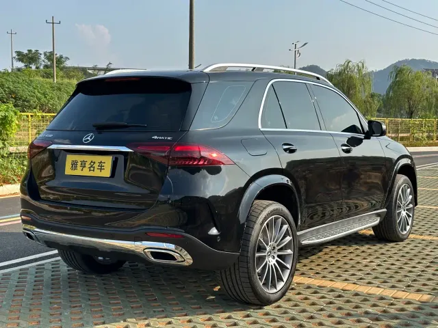 Mercedes-Benz GLE-Class — Фото автомобиля 18