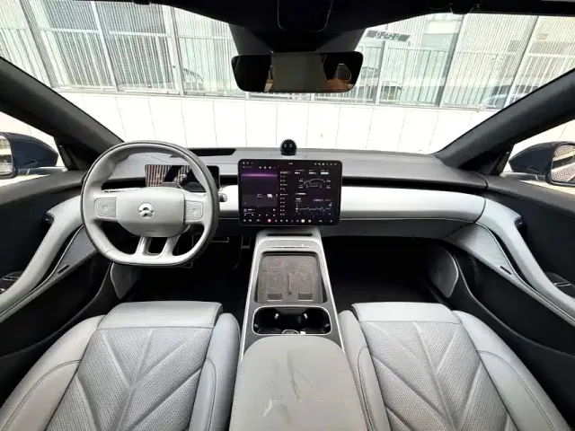 Nio ET5 Touring — Фото автомобиля 4