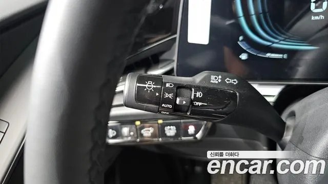 Kia Niro The All New Niro Signature — Фото автомобиля 28