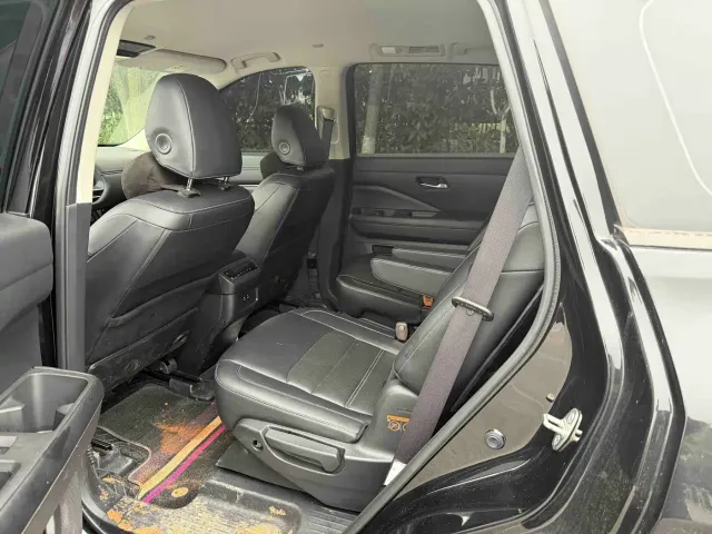 Nissan Terra — Фото автомобиля 4