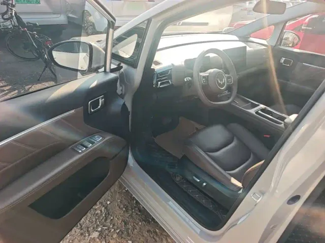 Wuling Starlight 730 — Фото автомобиля 15