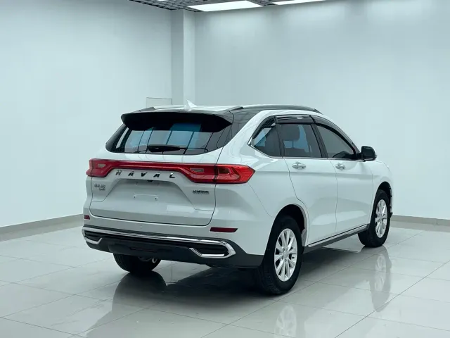 Haval M6 — Фото автомобиля 6