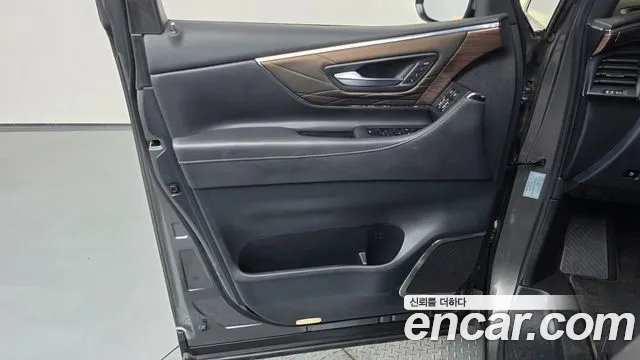 Toyota Alphard 4th Gen — Фото автомобиля 13