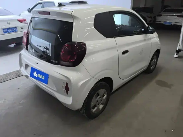Roewe Clever — Фото автомобиля 3