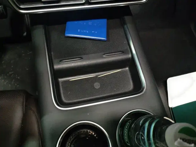 Li Auto L8 — Фото автомобиля 6
