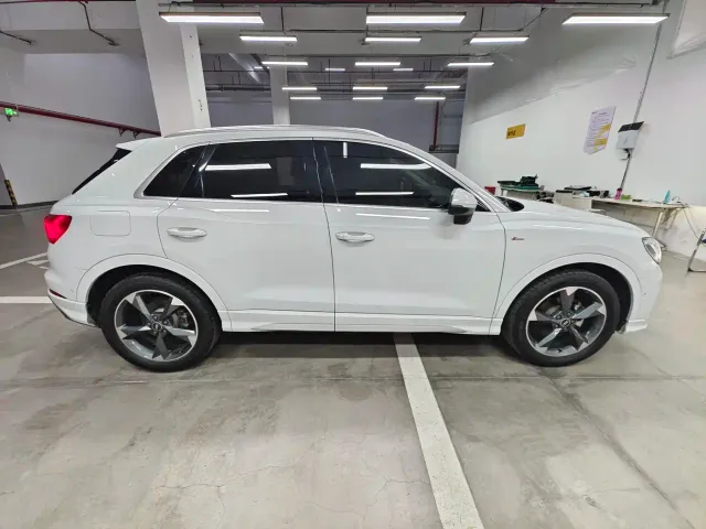 Audi Q3 — Фото автомобиля 5