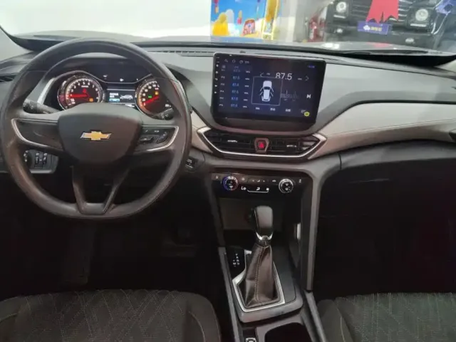 Chevrolet Orlando — Фото автомобиля 12