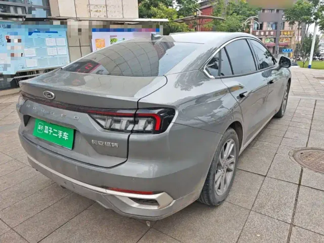 Ford Mondeo — Фото автомобиля 6