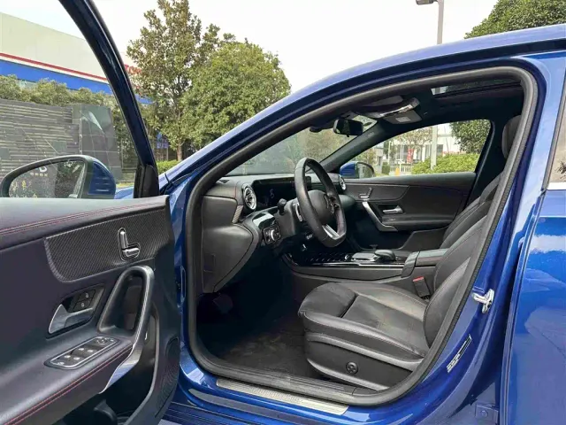 Mercedes-Benz A-Class — Фото автомобиля 8