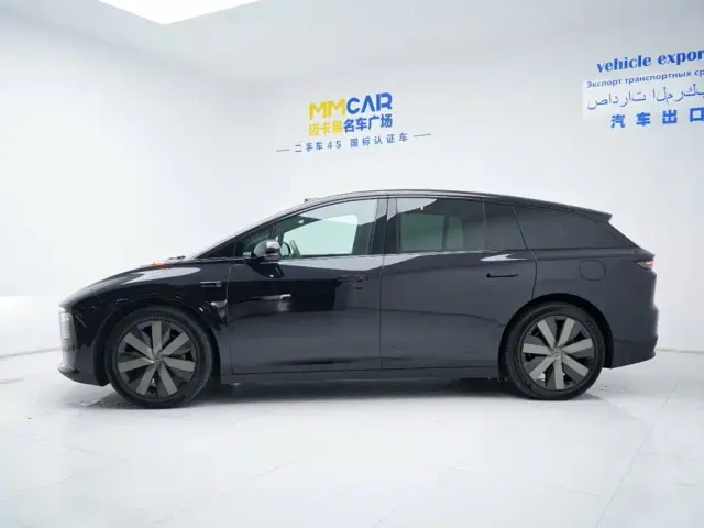 Li Auto i6 — Фото автомобиля 9